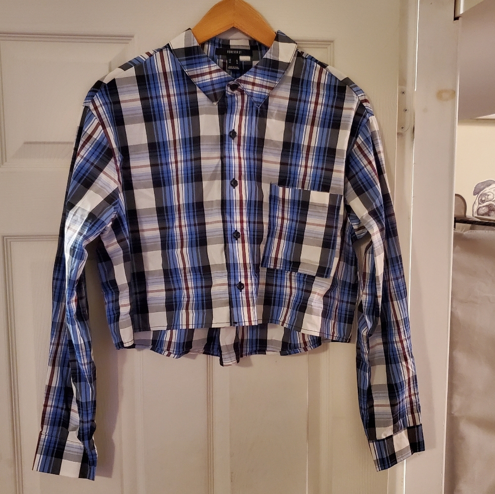 Forever 21 Cropped Casual Button Up Shirt